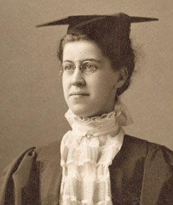 A black and white portrait photograph of Katharine Wright taken in 1898.