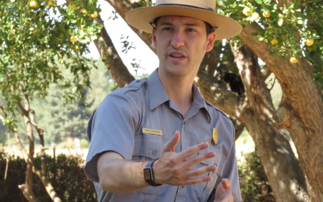 Ranger Mike Anderson giving a ranger talk.